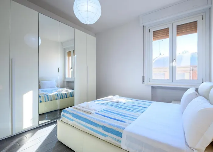 Daire Station & Center *