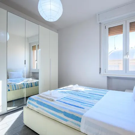 Apartamento Guesthost - Station & Center *