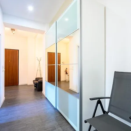 Διαμέρισμα Station & Center Πάρμα